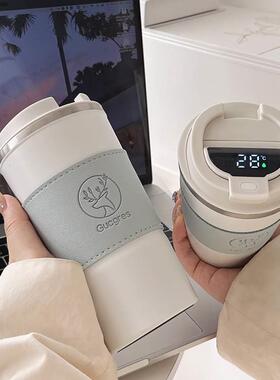 High aesthetic intelligent temperature display and insulatio