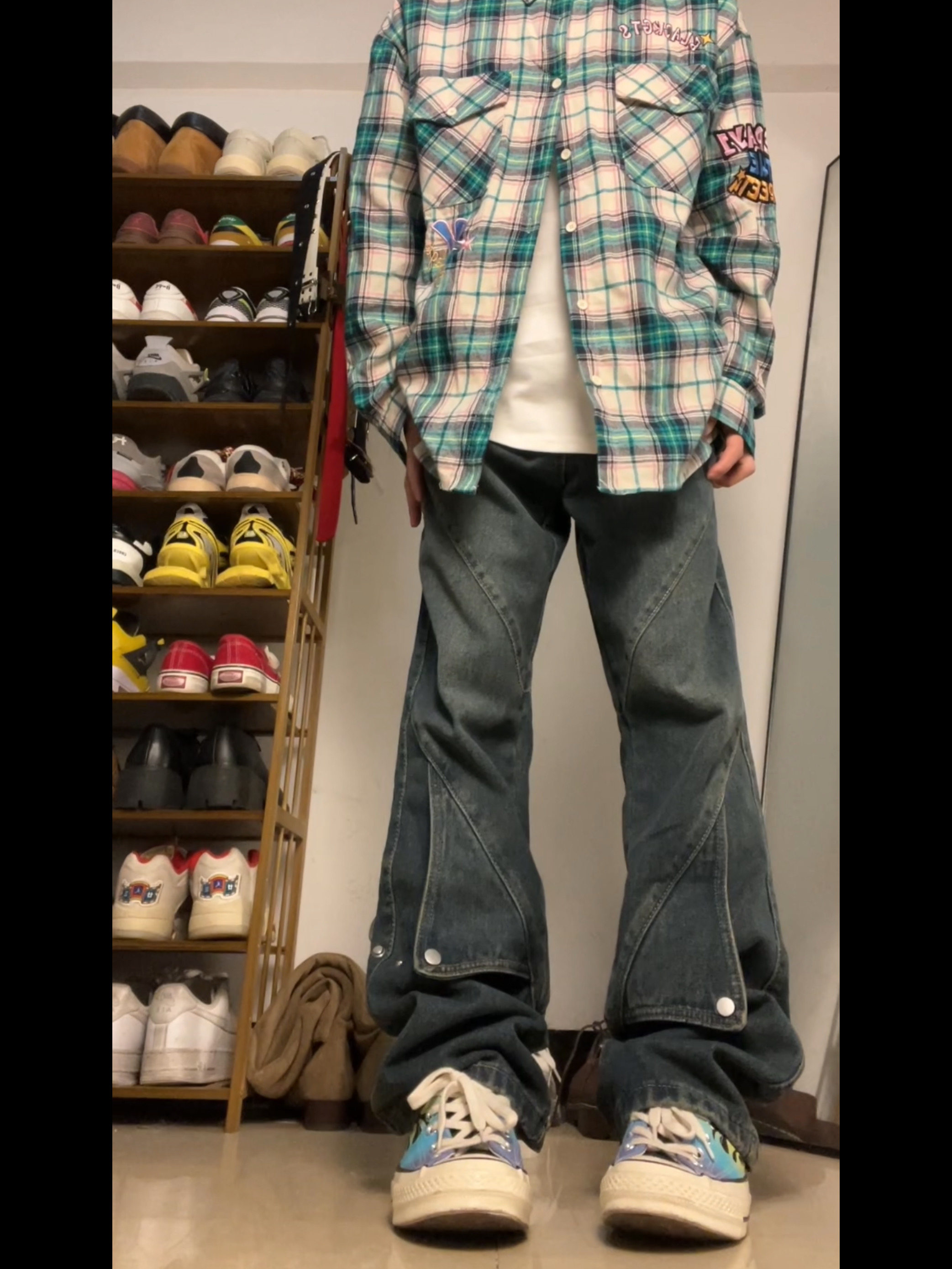 F383 2023AW国潮原创纽扣设计感牛仔裤男女潮牌直筒显瘦微喇叭裤