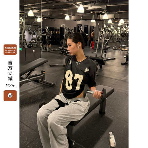 F383数字印花黑色短袖T恤