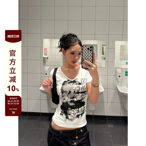 F383涂鸦人物印花V领短袖T恤上衣