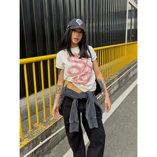 显瘦百搭辣妹短袖 F383 T恤cleanfit修身 复古蛇纹短款 ins 2025美式