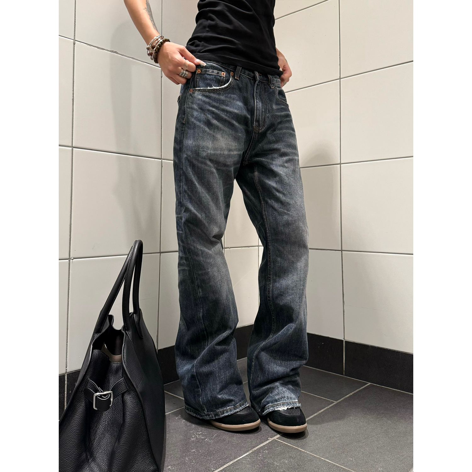 F383猫须闪电纹做旧牛仔裤