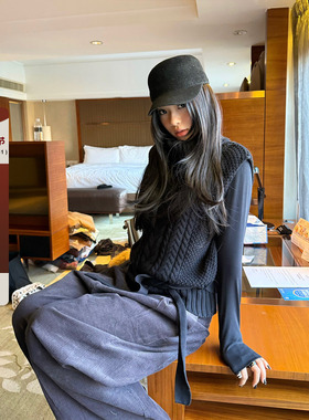 F383 美式复古气质高领麻花针织马甲女秋冬宽松百搭毛衣坎肩上衣