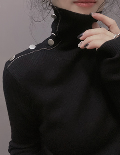 衣唯硕87055秋冬新款高领毛衣设计感小众纽扣串珠针织衫打底衫女