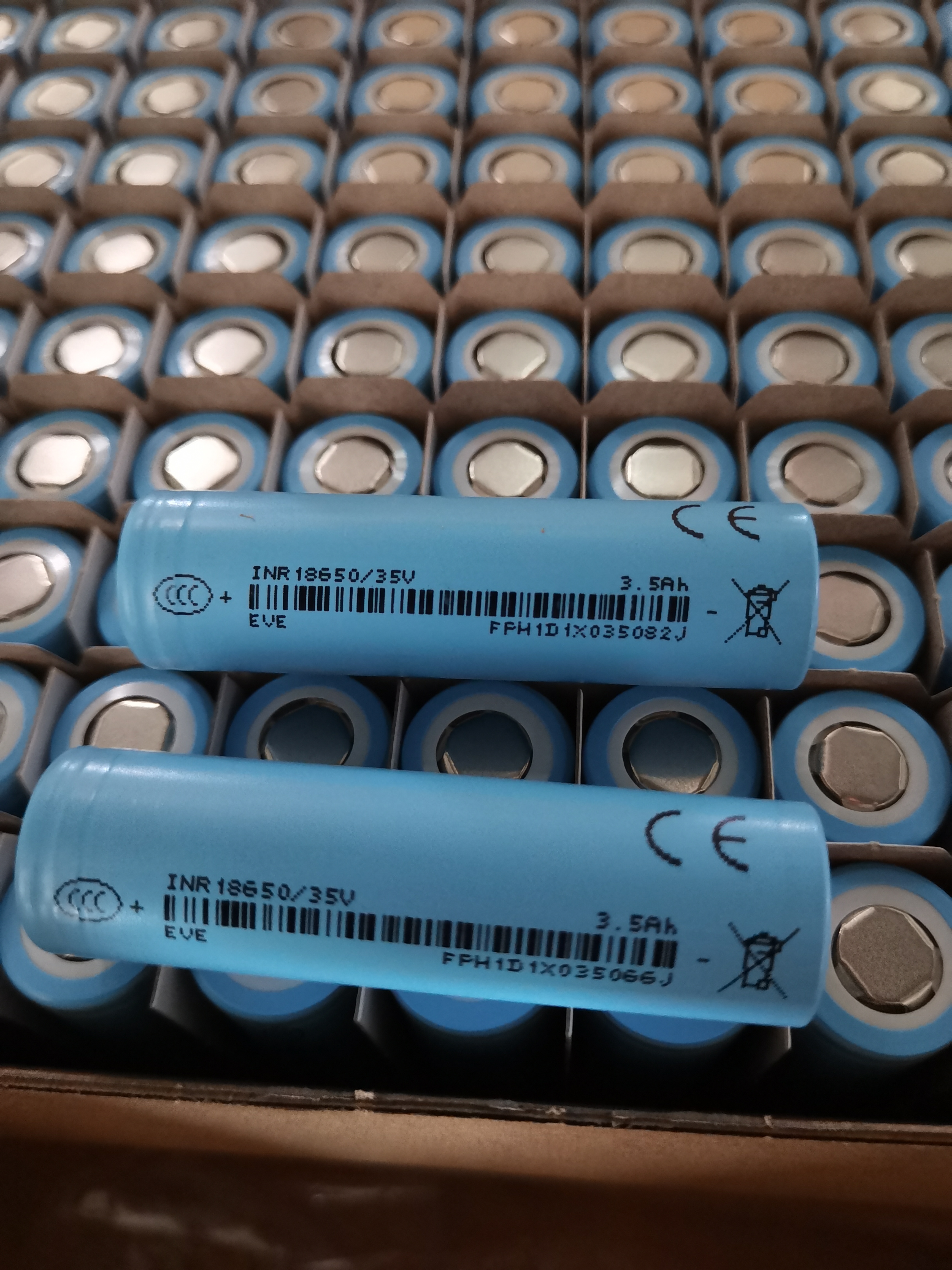 全新原装亿纬18650-35V 3C 3.6V 3500mAh动力电芯 仓库大量现货