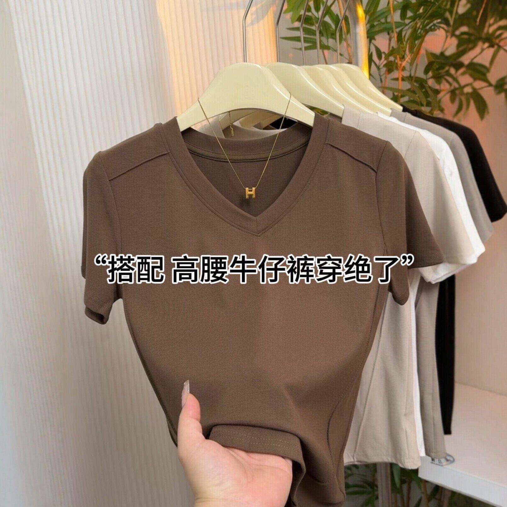 专柜正肩鱼骨线V领短袖t恤女夏季设计感修身显瘦弹力别致打底上衣