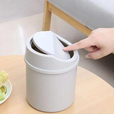 Desktop Plastic Shake Lid Trash Can Household Mini Trash Can