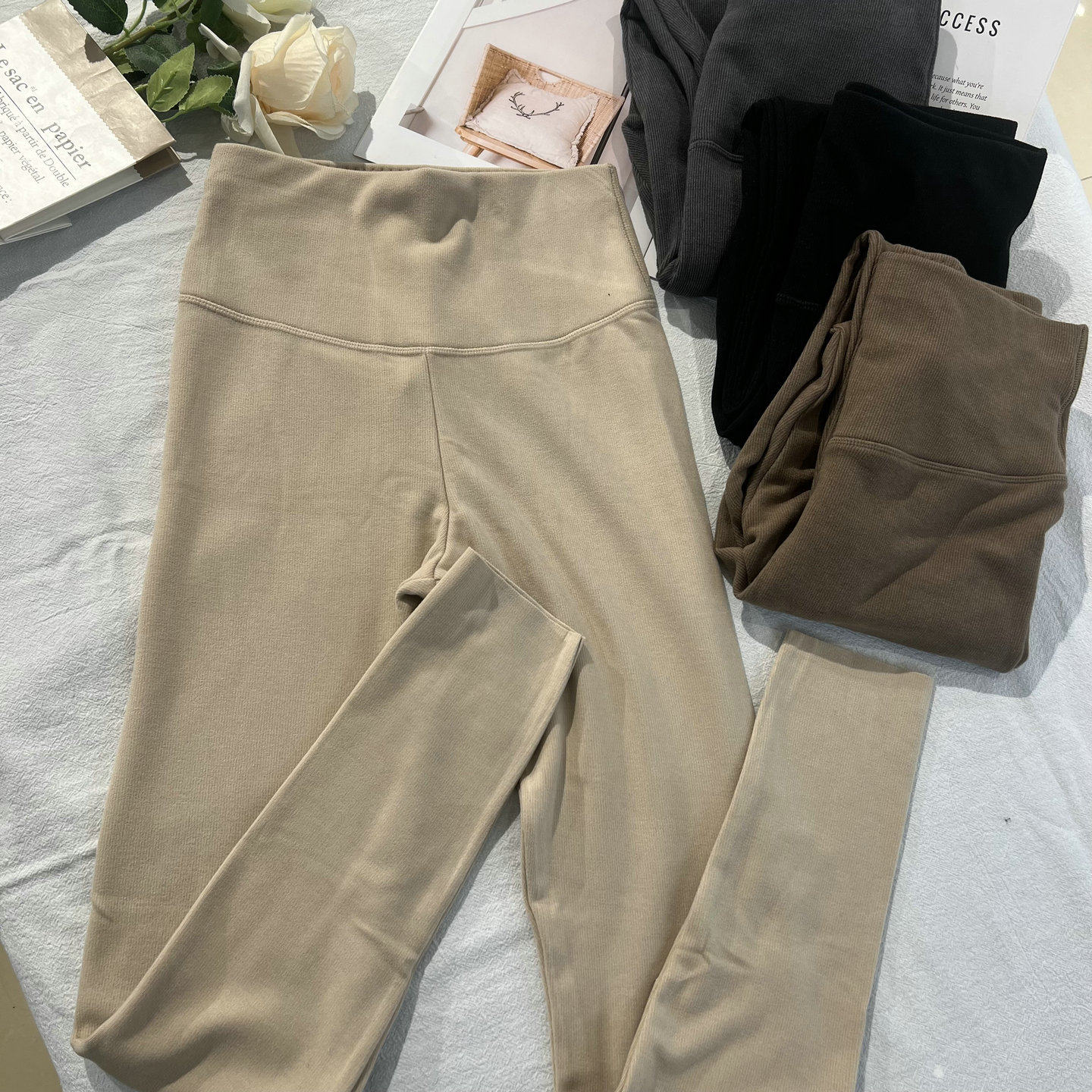 高腰桑蚕丝绵羊毛提臀小脚裤女长裤收腹显瘦打底裤子紧身保暖秋裤