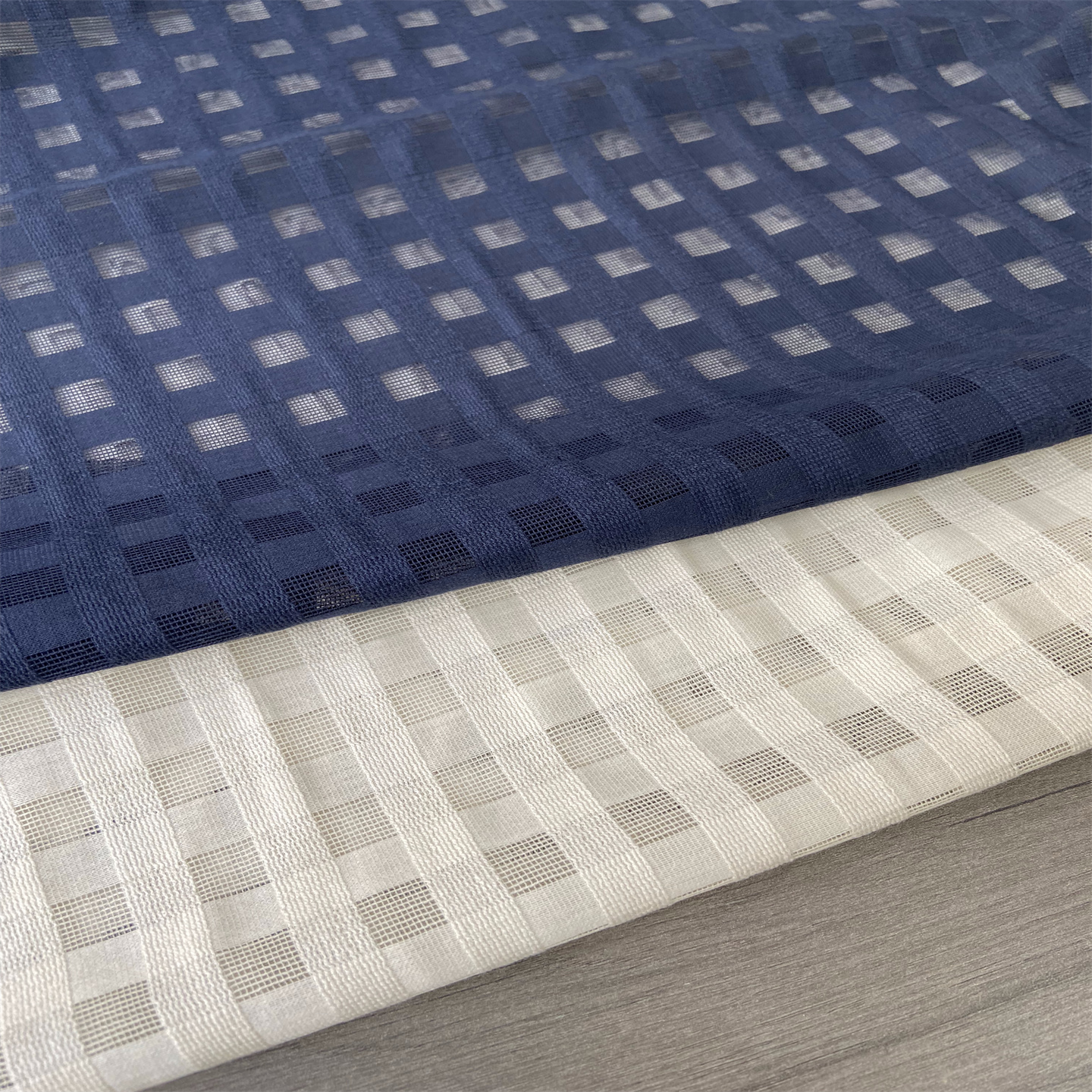 布队日本产网格棉混纺时装布料