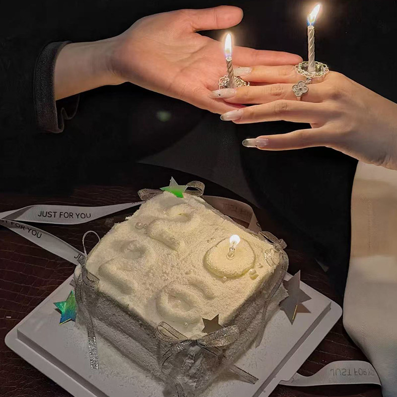 抱抱酱同款2026银色蜡烛戒指新年跨年蛋糕装饰银色丝带烘焙配件,节庆用品/礼品,蛋糕/烘焙装饰用品,淘宝优惠券,粉丝福利购,淘宝优惠卷