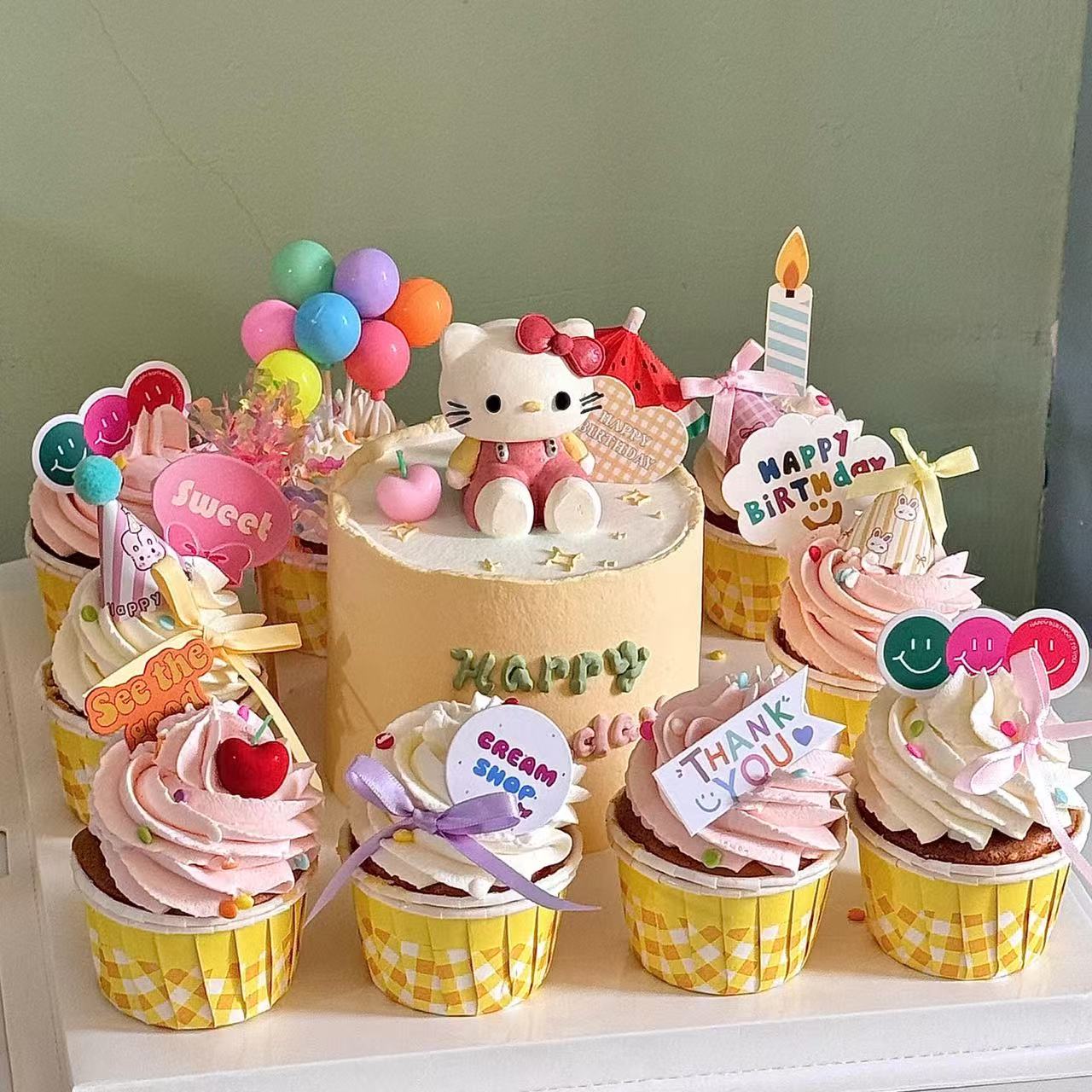 可爱蝴蝶结KT猫蛋糕装饰摆件儿童生日韩系ins风纸杯甜品装扮插件
