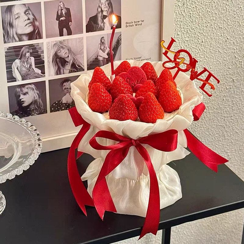 2.14情人节烂漫草莓花束蛋糕装饰红金love亚克力情侣表白装扮插件,节庆用品/礼品,蛋糕/烘焙装饰用品,淘宝优惠券,粉丝福利购,淘宝优惠卷