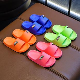 拖鞋踩屎感女款夏季新款卡通可爱防滑室内洗澡厚底拖鞋宝宝凉拖鞋