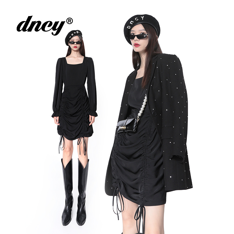 DNCY方领泡泡袖紧身抽绳连衣裙
