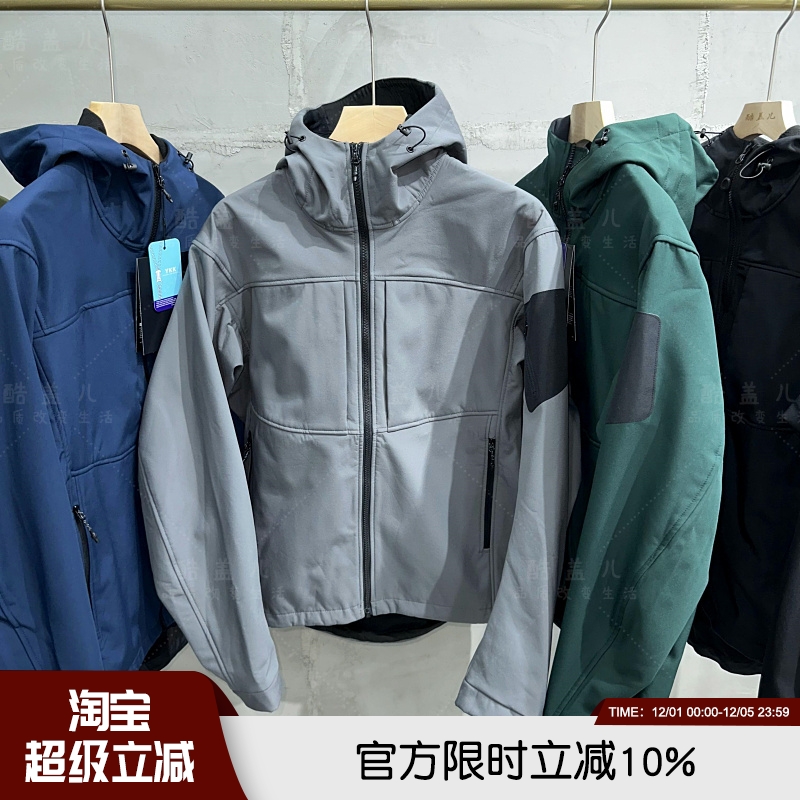 户外情侣款加绒冲锋衣外套