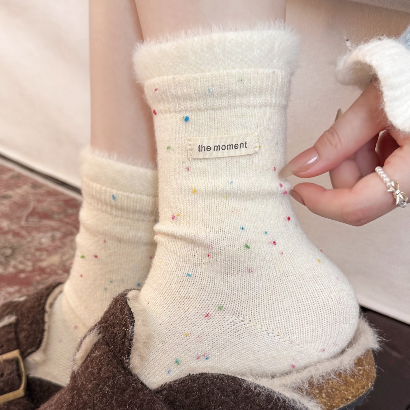 复古日系点子纱羊毛袜子女ins潮毛绒冬季加厚保暖配勃肯鞋中筒袜,女士内衣/男士内衣/家居服,中筒袜,淘宝优惠券,粉丝福利购,淘宝优惠卷