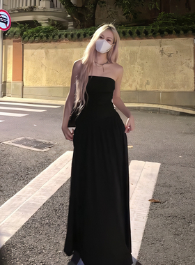 夏季纯欲显瘦露背漏辣妹肩修身裹胸收腰拼接长款黑色赫本风连衣裙