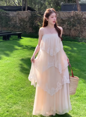 现货！法式浪漫风杏色蕾丝荷叶边吊带连衣裙夏季度假风蛋糕裙长裙