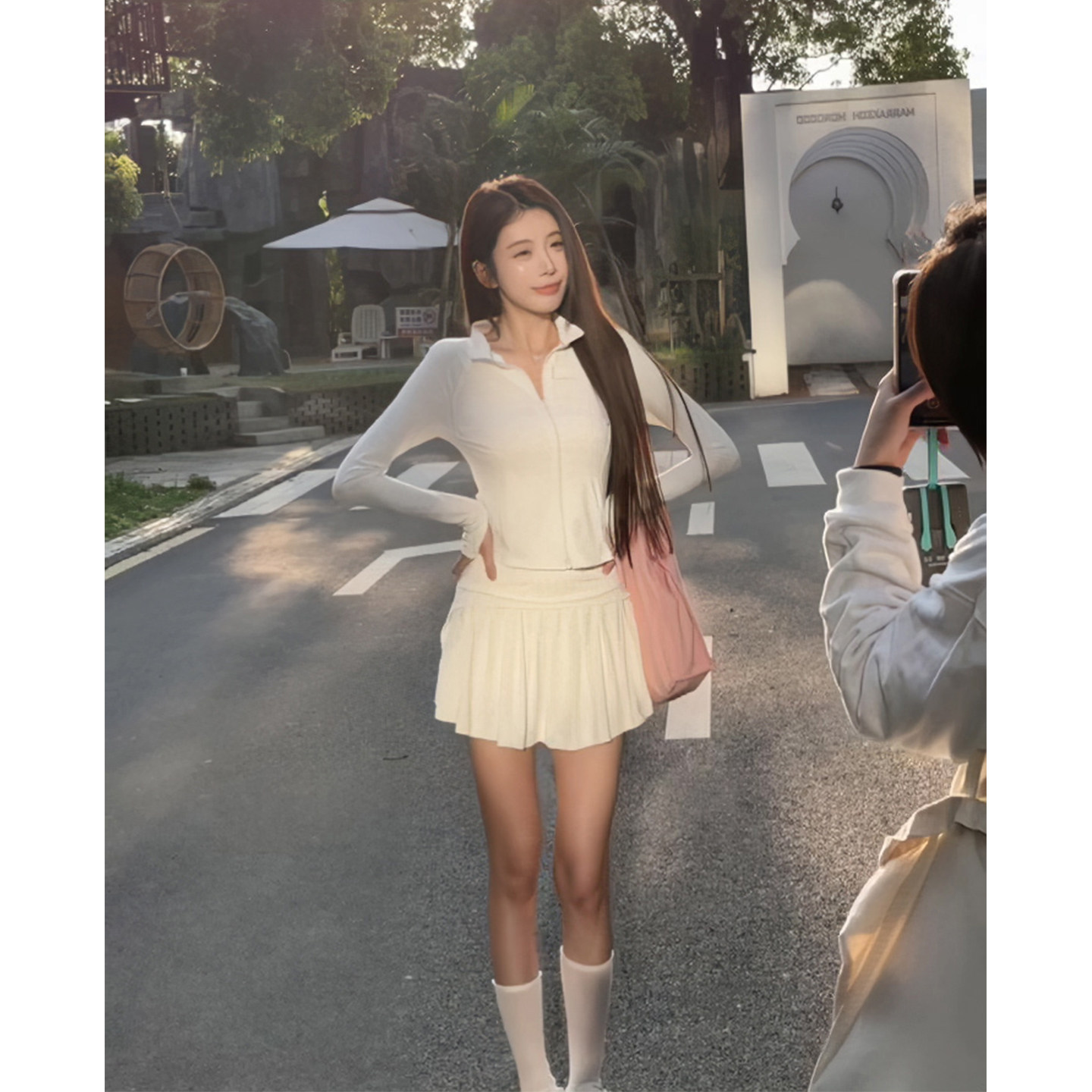现货一套！时尚运动休闲防晒衣瑜伽服羽毛网球拉链外套百褶裙短裙