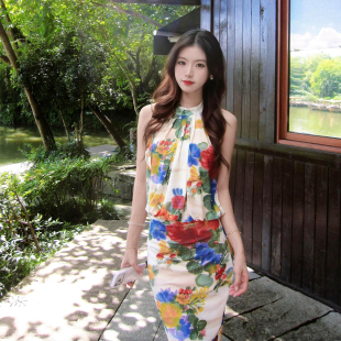 现货！春花雨下~挂脖绑带露背印花连衣裙女夏季包臀中裙法式短裙