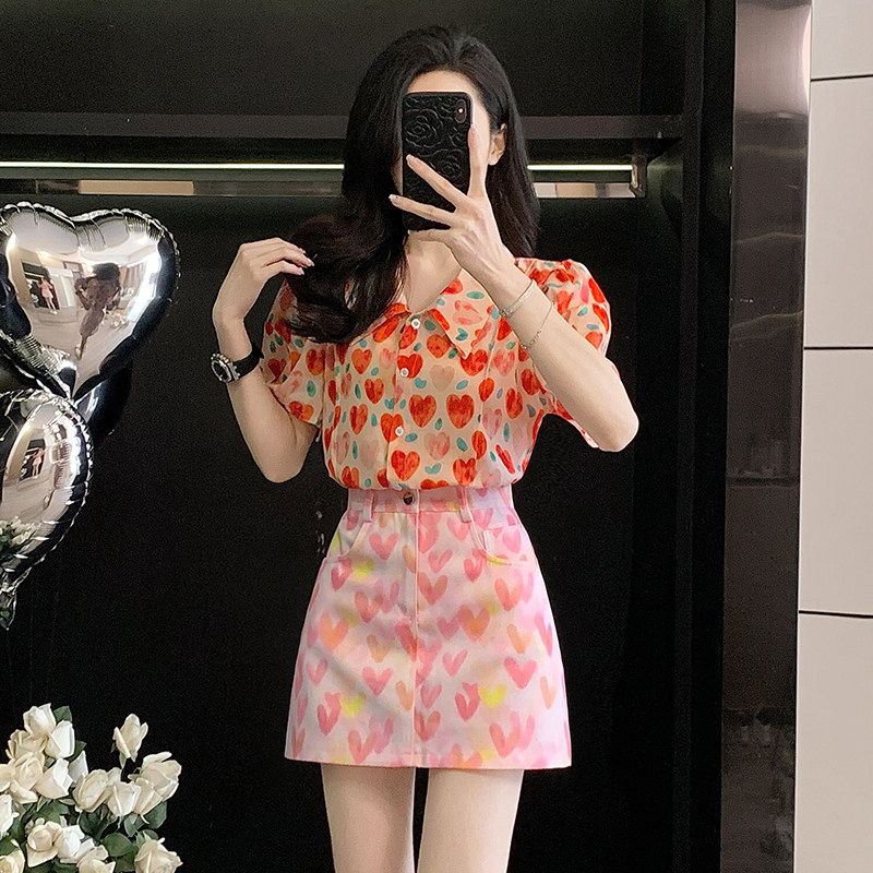 夏季多巴胺时尚减龄网红炸街港风复古印花衬衣牛仔短裙两件套装女