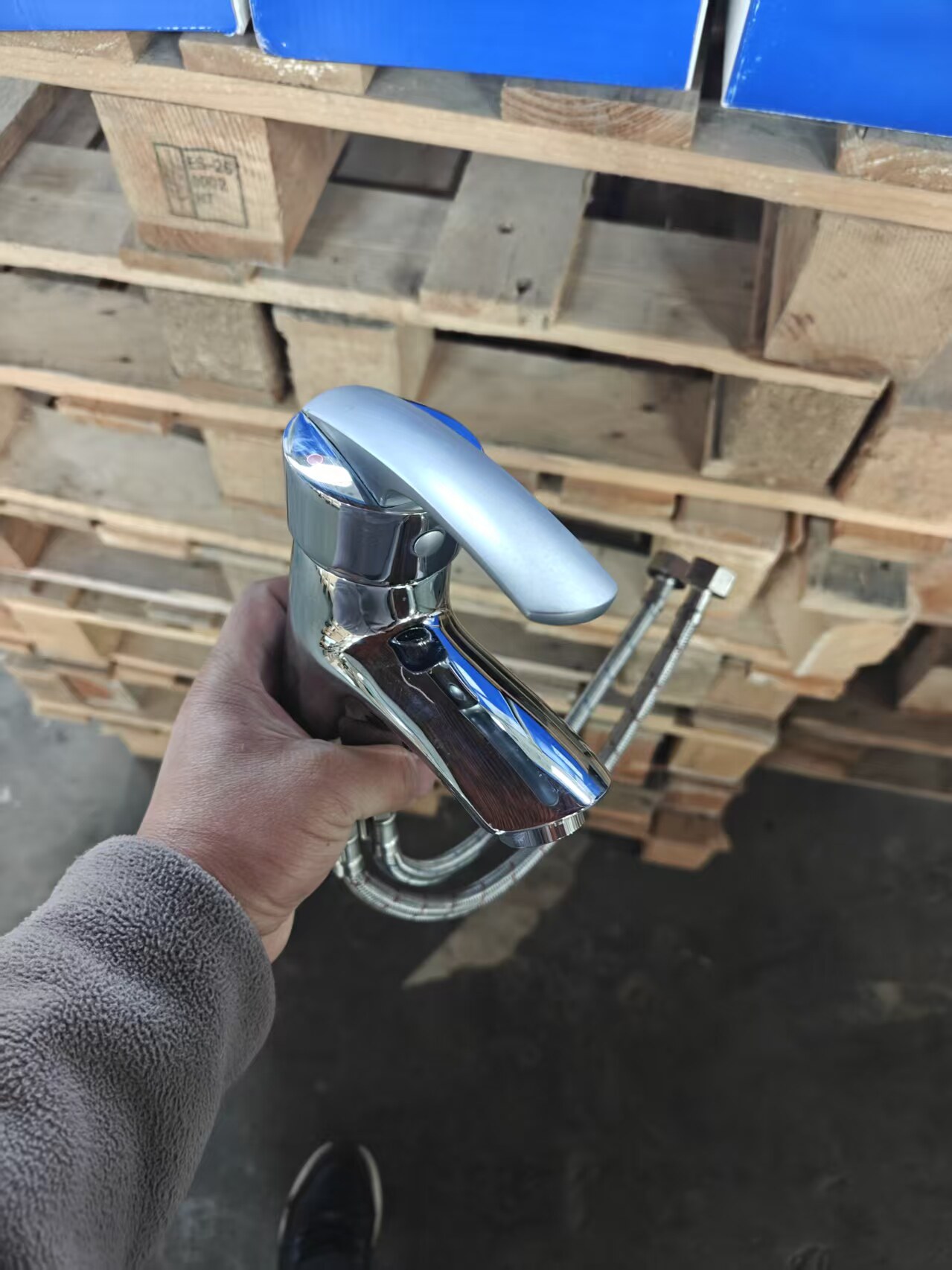 TOTO洁具卫浴台盆龙头冷热水DL311单孔水龙头