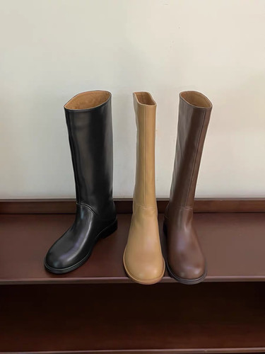 rura不过膝长筒靴2024秋冬新款复古棕色圆头真皮底跟高筒骑士靴女