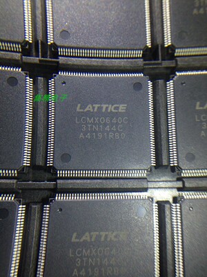 进口 LCMX0640 LCMX0640C-3TN144C 逻辑芯片 LCMXO640C-3TN144C