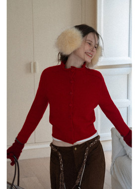 EGGKA新年红色卷边排扣设计修身针织衫秋冬气质简约温柔短款上衣