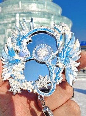 哈尔滨冰雪大世界镜花金属冰箱贴阳光下可以看到绚丽的烟花