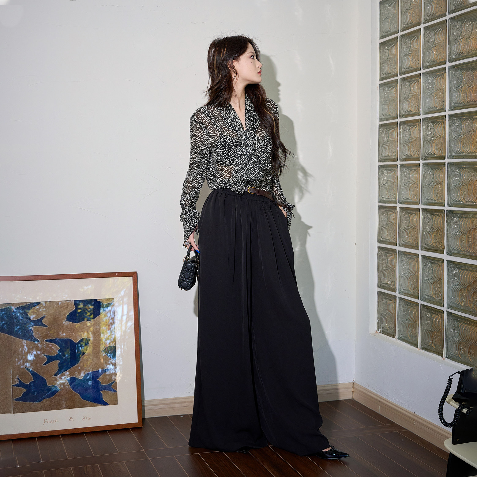 黑色垂坠质感女春夏2025新款缎面阔腿休闲裤裤子高个子加长版大摆,女装/女士精品,休闲裤,淘宝优惠券,粉丝福利购,淘宝优惠卷