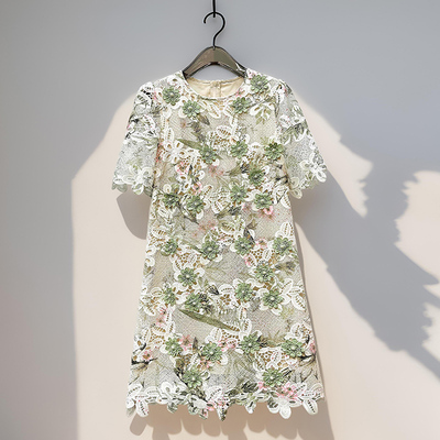 夏季新款女装镂空绣水溶花钉珠立体花瓣唯美印花a字裙轻奢连衣裙