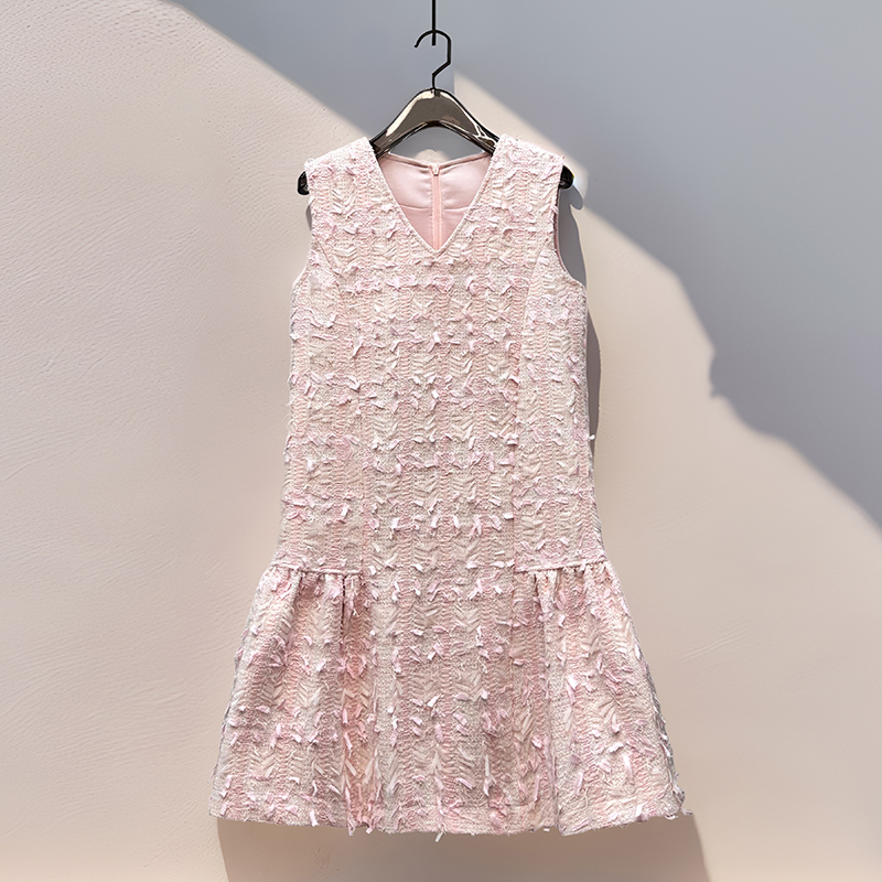 时尚小香风a字背心裙秋季新款女装立体装饰优雅v领鱼尾连衣裙百搭