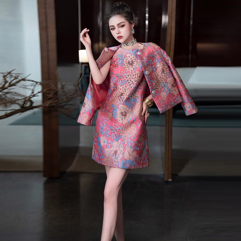 春秋新款女装提花重工钉珠刺绣圆领气质百搭长袖名媛时尚短外套女,女装/女士精品,短外套,淘宝优惠券,粉丝福利购,淘宝优惠卷