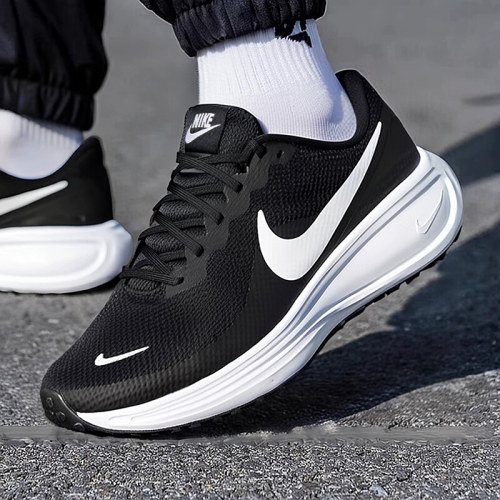 Nike耐克男鞋公路跑步鞋