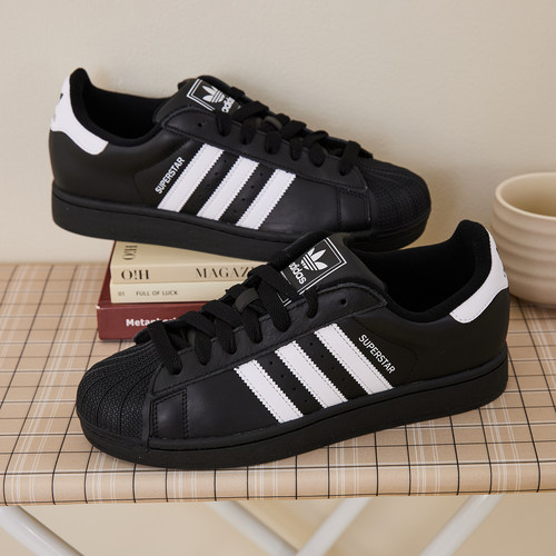 阿迪达斯新款正品三叶草黑色板鞋