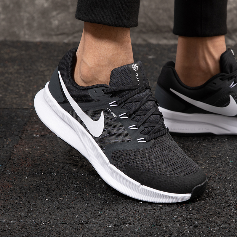 Nike耐克男鞋休闲运动鞋跑步鞋