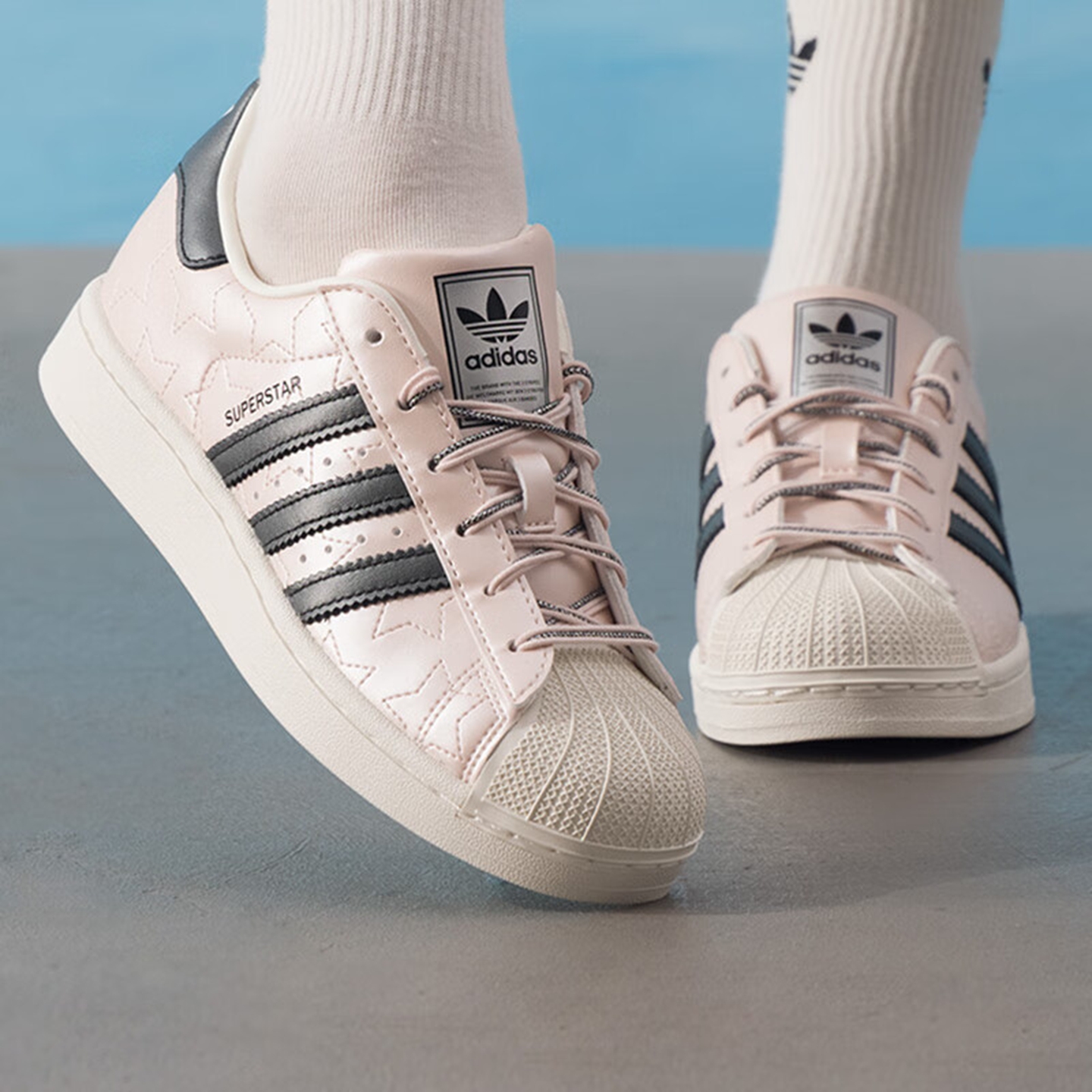 阿迪达斯三叶草女鞋贝壳头板鞋