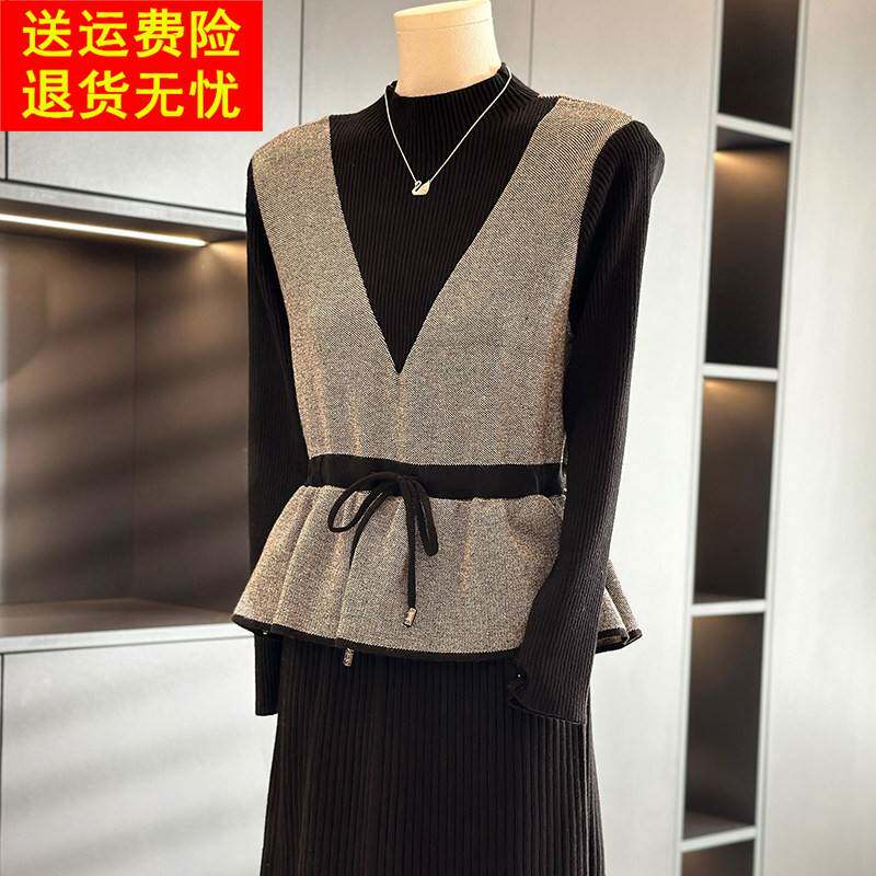时尚洋气中长款针织连衣裙女年轻妈妈装冬季新款假两件毛衣裙中年