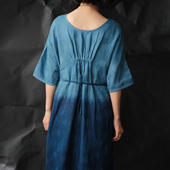 远家草木染蓝染亚麻提花圆领袍子连衣裙前胸抽绳收褶长裙HL2095限