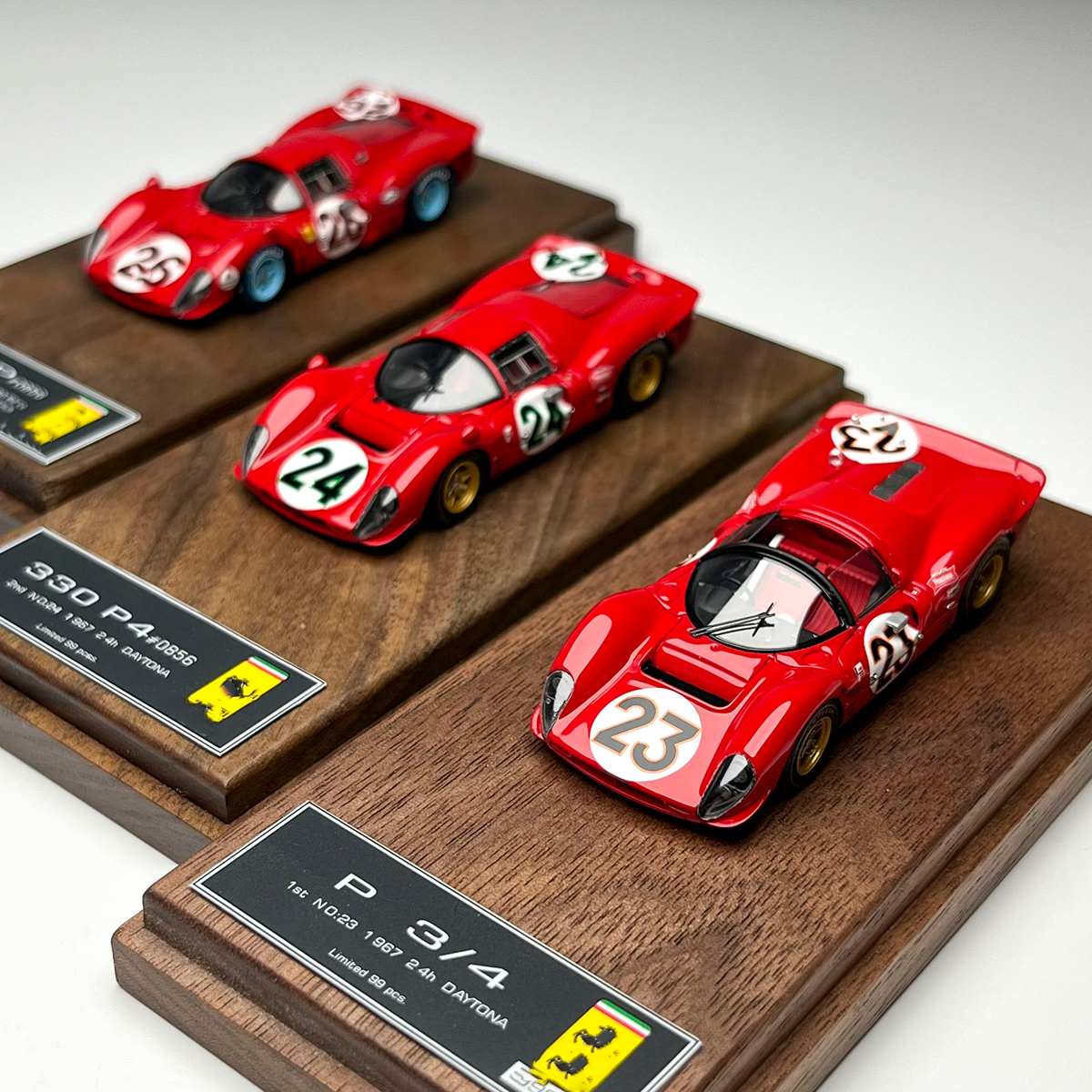 DMH164330P4树脂汽车模型