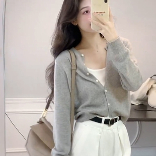 浅灰色老钱风薄款 上衣外搭 针织开衫 外套女秋简约气质宽松披肩长袖