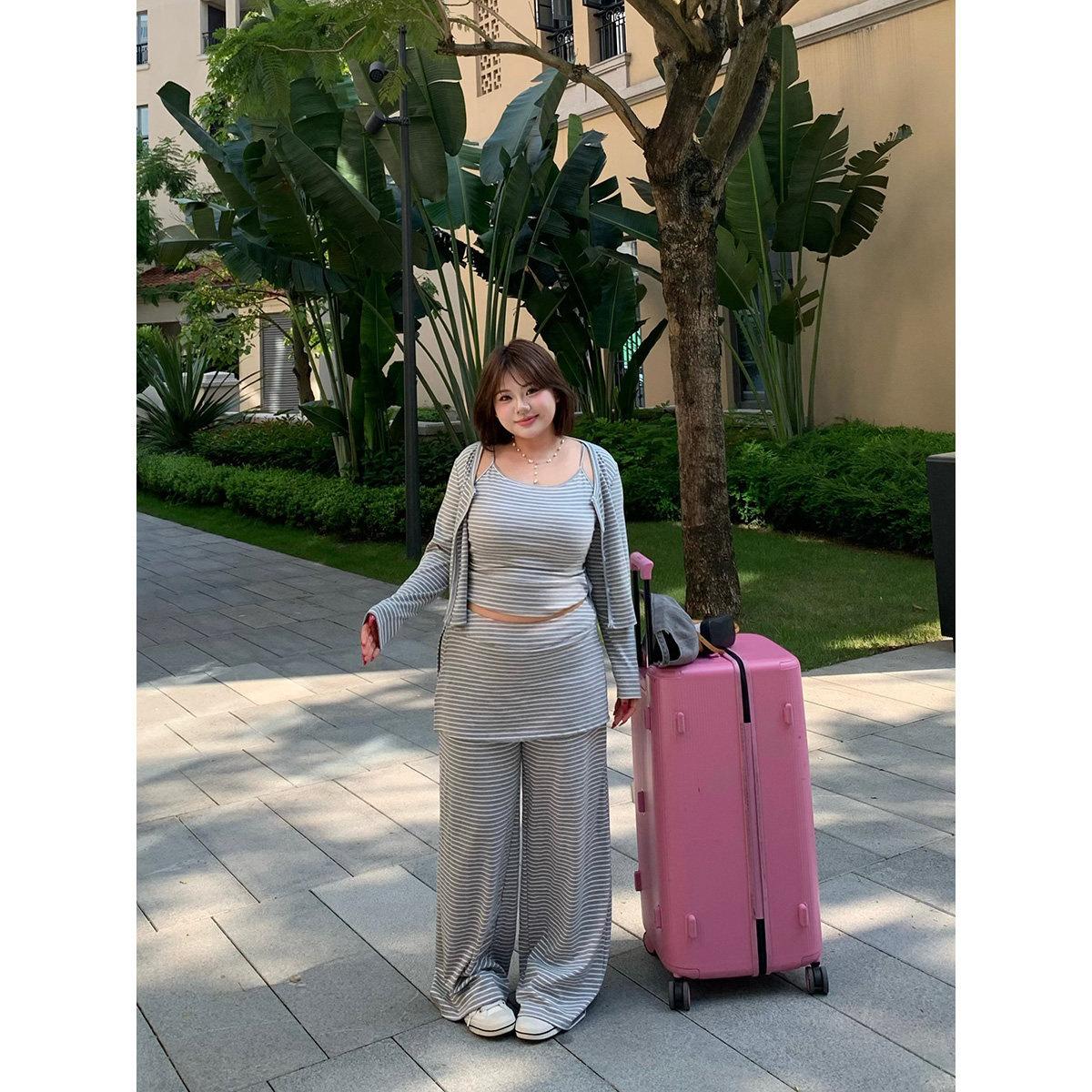 大码条纹开衫背心两件套阔腿裤