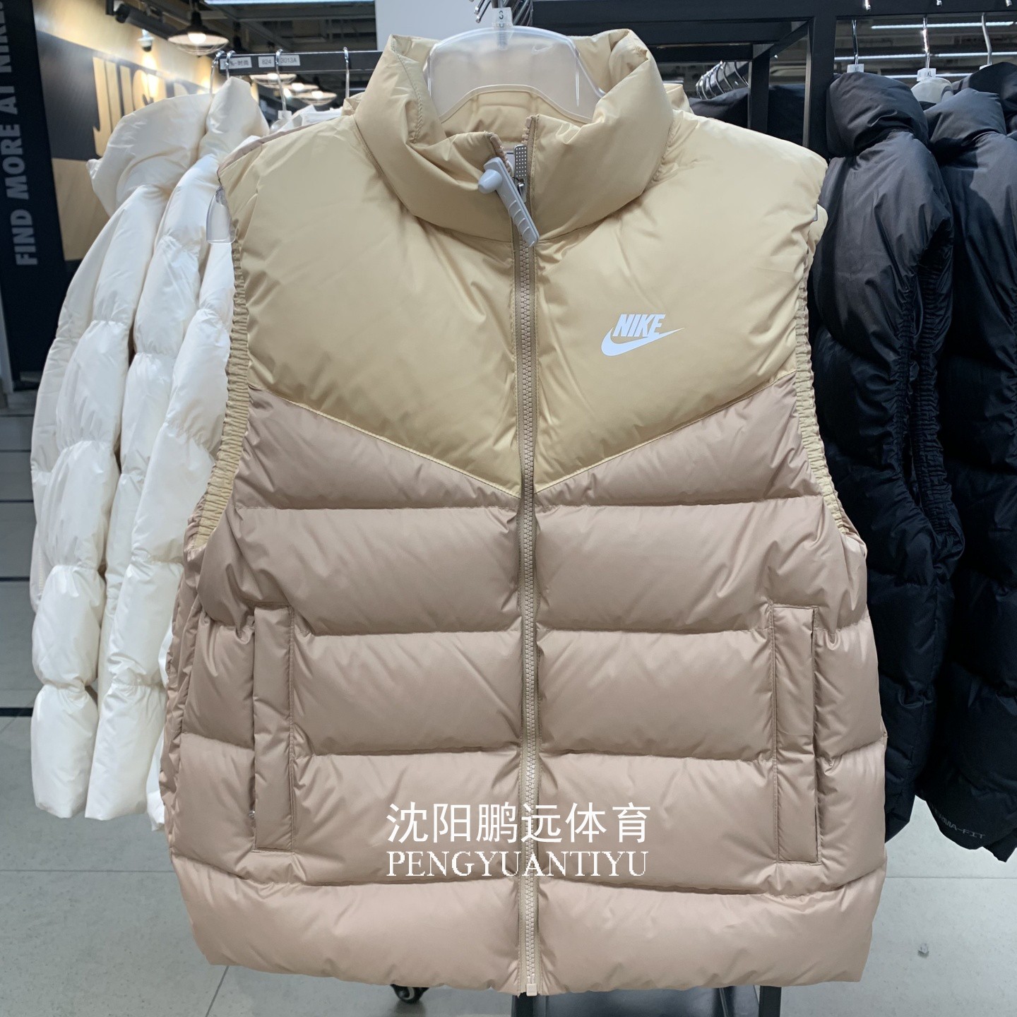 Nike/耐克女子冬季运动休闲保暖防风立羽绒马甲DQ6897-200-010