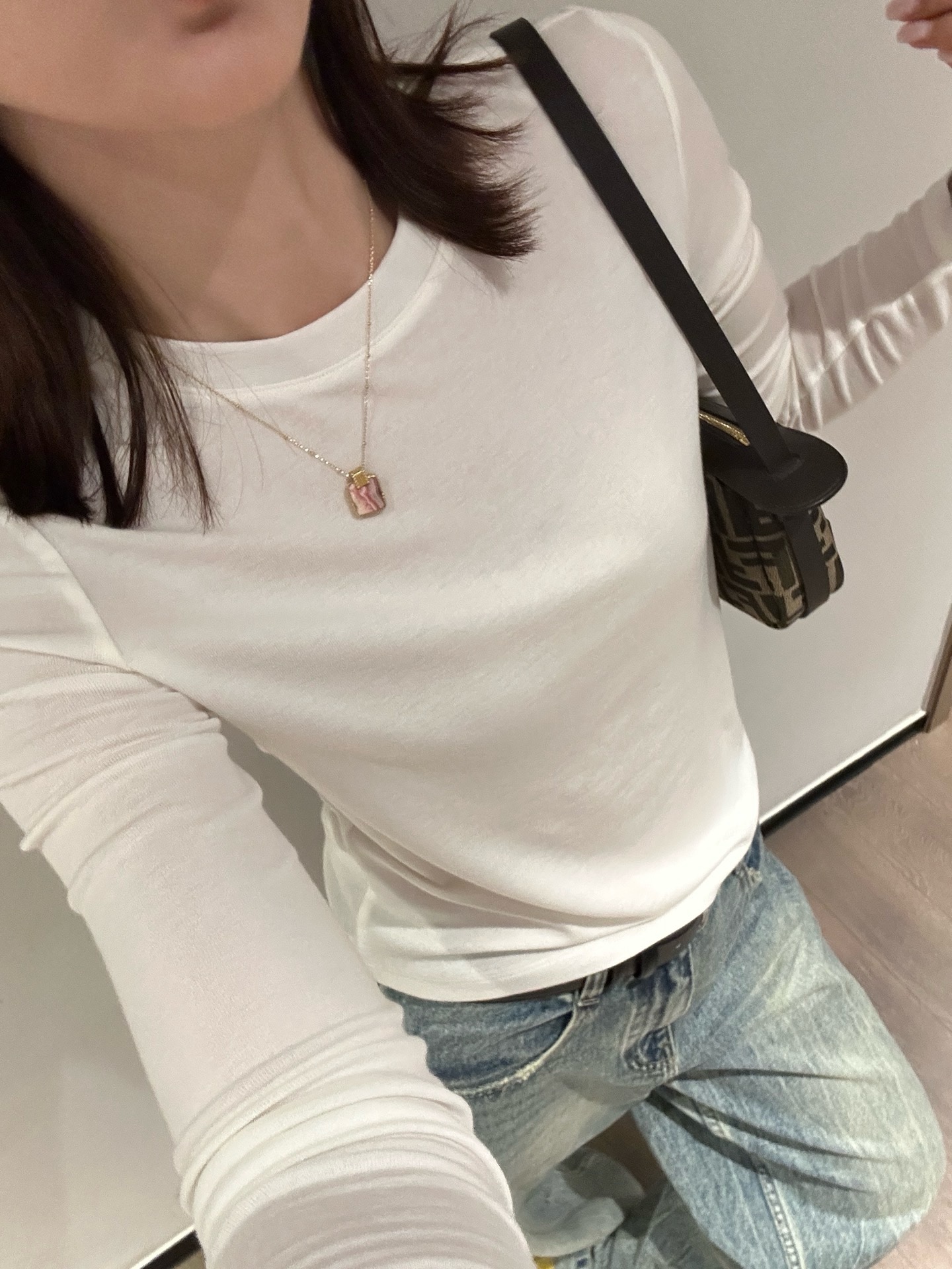 112102高级感简约百搭打底衫25秋冬圆领天丝羊毛长袖T恤显瘦上衣