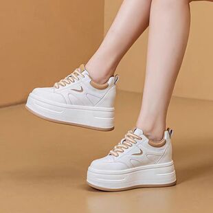 休闲鞋厚底女鞋子牛皮小白鞋女款高跟运动松糕板鞋2026秋冬新款