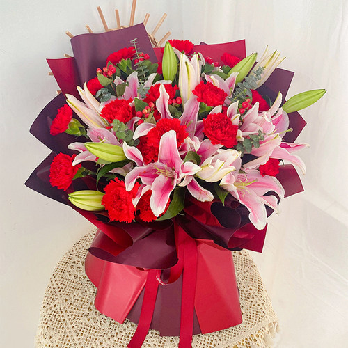 母亲节康乃馨百合花束同城广州上海生日全国送长辈妈妈店