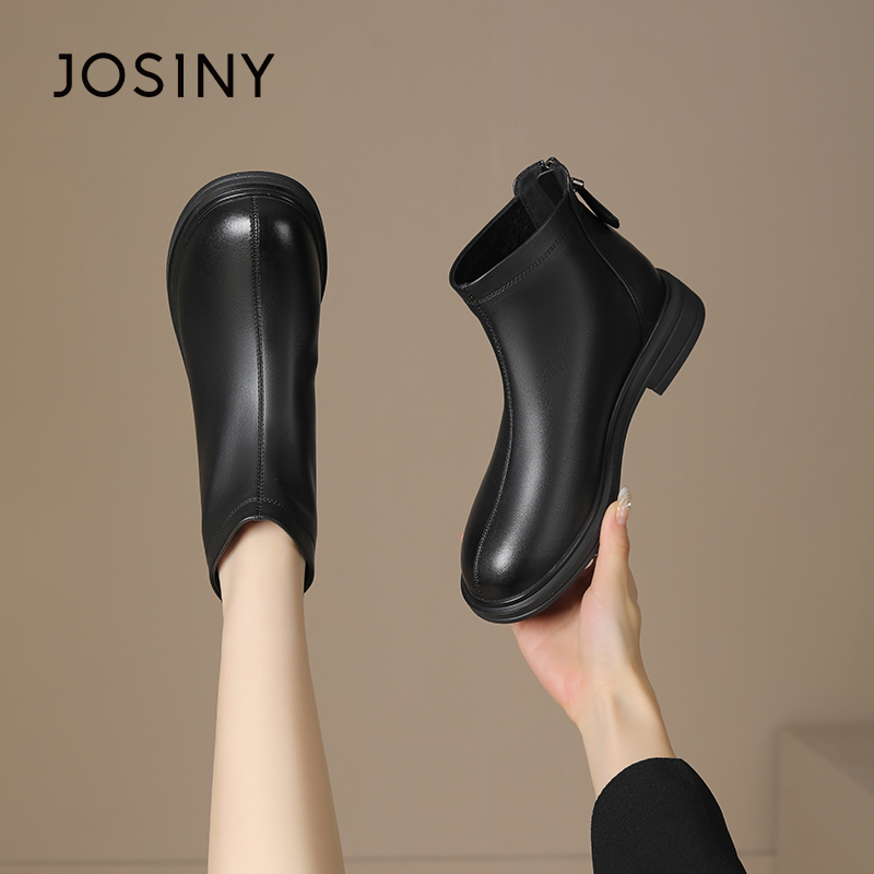 卓诗尼冬季撤柜正品女瘦瘦靴奶油素面短筒靴圆头中缝低跟百搭舒适