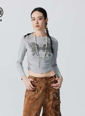 TCH秋新款烫钻蝴蝶长袖T恤女时尚收腰显瘦打底衫T72C086001