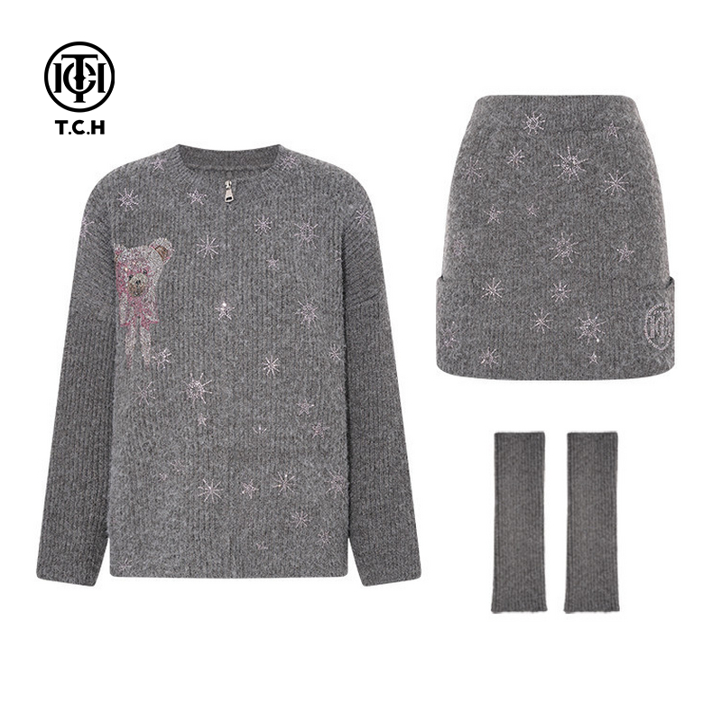 TCH私服2025秋冬新款烫钻时尚气质毛衣外套短裙套装女T75D07E1042